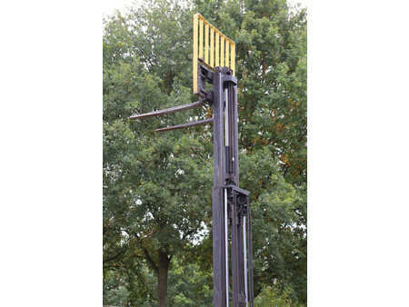 Carrelli elettrici 4 ruote 2017  Hyster J2.5XN (36)