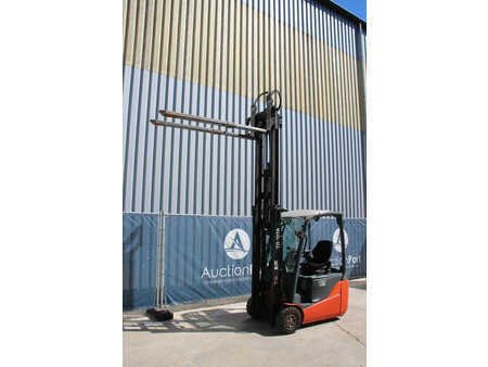 Elektro čtyřkolový VZV 2018  Toyota 8FBEK16T (27)