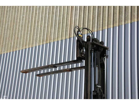 Elektro čtyřkolový VZV 2018  Toyota 8FBEK16T (30)