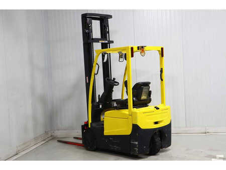 Chariots électriques à 4 roues 2017  Hyster A1.5XNT (4)