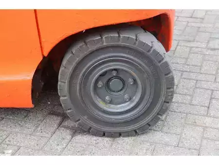 Eléctrica de 4 ruedas 2018  Linde E40H-01/600 (11)