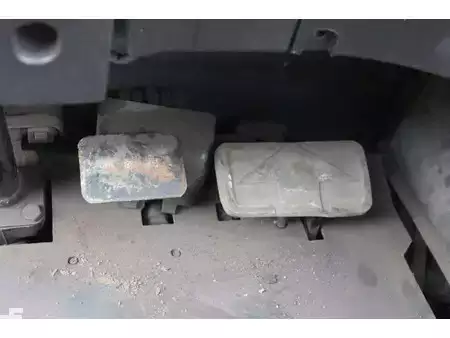 Eléctrica de 4 ruedas 2018  Linde E40H-01/600 (18)