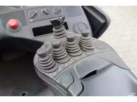 Eléctrica de 4 ruedas 2018  Linde E40H-01/600 (20)