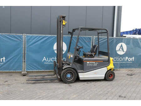 Carrelli elettrici 4 ruote 1998  Still R60-35 (1)