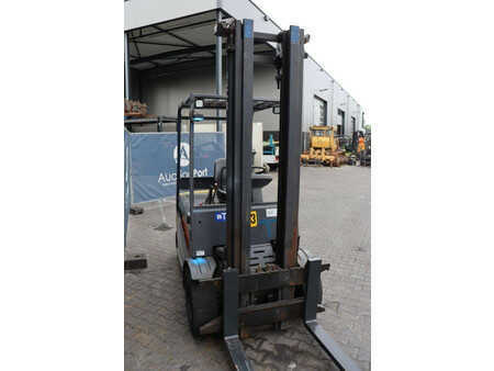 Carrelli elettrici 4 ruote 1998  Still R60-35 (6)