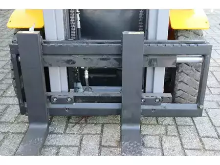 Carretilla elevadora diésel 2016  Jungheinrich DFG 316 (12)