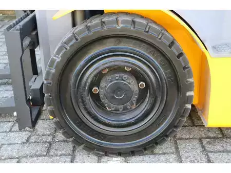 Carretilla elevadora diésel 2016  Jungheinrich DFG 316 (16)