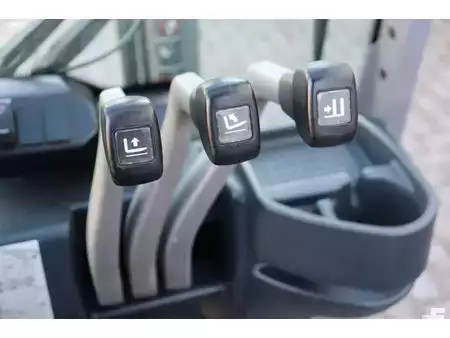 Carretilla elevadora diésel 2016  Jungheinrich DFG 316 (26)