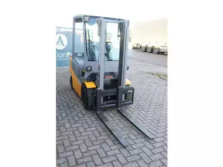 Carretilla elevadora diésel 2016  Jungheinrich DFG 316 (7)