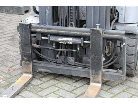 Chariots électriques à 4 roues 2012  Still RX60-20 (11)