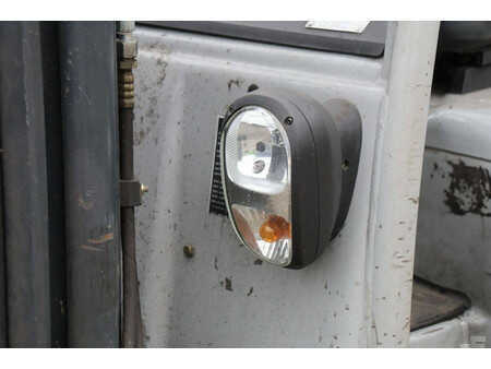 Chariots électriques à 4 roues 2012  Still RX60-20 (13)