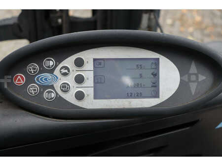 Chariots électriques à 4 roues 2012  Still RX60-20 (28)