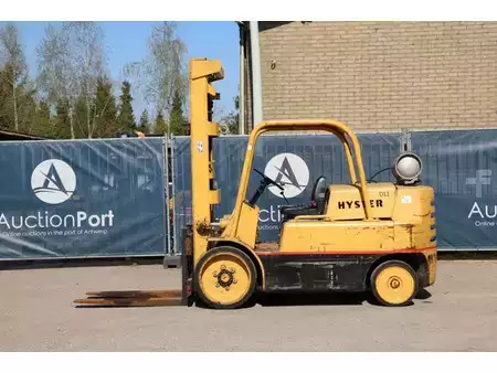 Gasoltruck 2016  Hyster S150A (2)