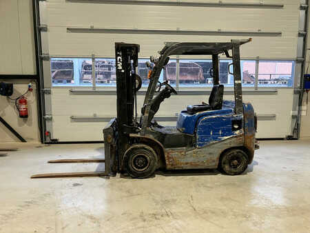 Carrelli elevatori diesel 2011  TCM FHD15T3 (3)