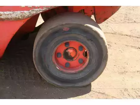 Terrenggående gaffeltruck 1990  Linde H20D (16)
