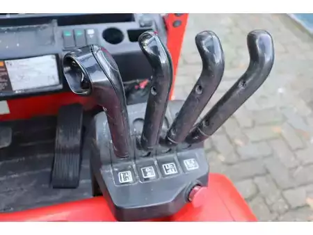 Carrelli elettrici 4 ruote 2013  Hyster J2.0XNT MWB (25)