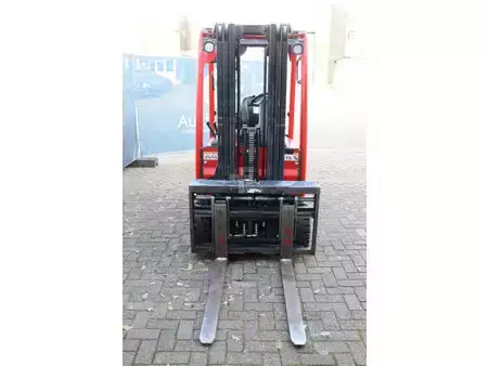Carrelli elettrici 4 ruote 2013  Hyster J2.0XNT MWB (8)