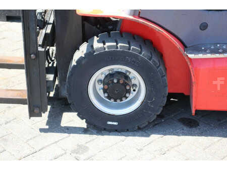 Empilhador a gás 2016  Manitou MI18G (15)