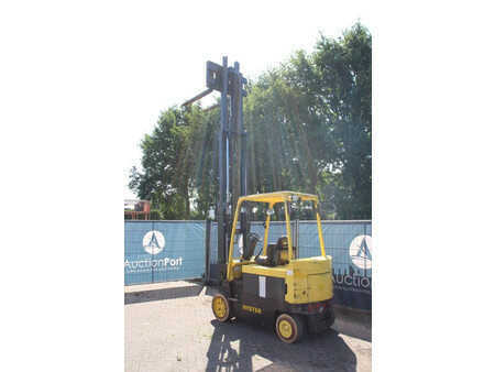Eléctrica de 4 ruedas 2011  Hyster E4.00XL (31)