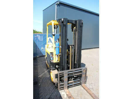 Eléctrica de 4 ruedas 2011  Hyster E4.00XL (6)
