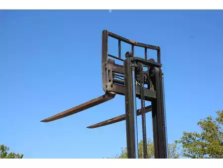 Dieselový VZV - Mitsubishi FG40 (32)