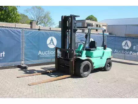 Dieselový VZV - Mitsubishi FG40 (8)