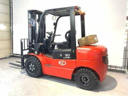 El Truck - 4-hjul 2024  EP Equipment EFL302 (2)