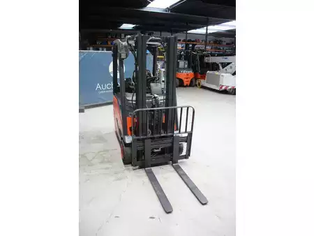 Elektrisk- 4 hjul 2014  Linde E16H-02 (6)