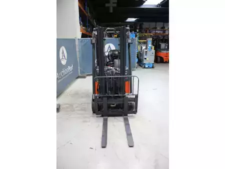 Elektrisk- 4 hjul 2014  Linde E16H-02 (7)