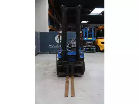 Dieseltruck 2000  CAT Lift Trucks DP25K (8)