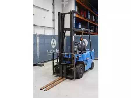 Dieseltruck 2000  CAT Lift Trucks DP25K (9)