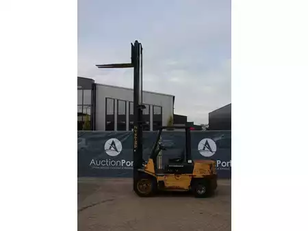 Carrelli elevatori diesel 1990  Hyster H3.00XL (25)