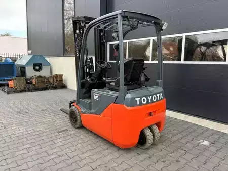 Electric - 4 wheels 2017  Toyota 8FBEK16T (3)