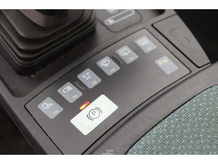 Carrelli elevatori GPL 2020  Jungheinrich TFG 435s (32)