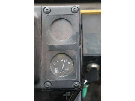 Dieseltrukki 2004  Hyster H7.00XL (30)