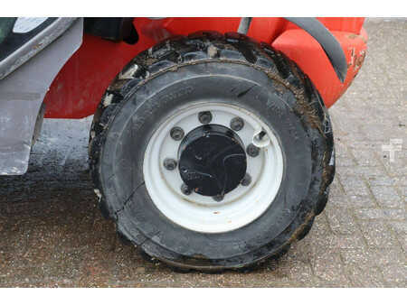 Teleskoptruck fast bom 2011  Manitou MT625 (17)