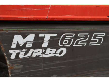 Teleskoptruck fast bom 2011  Manitou MT625 (23)