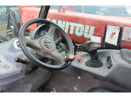 Teleskoptruck fast bom 2011  Manitou MT625 (29)