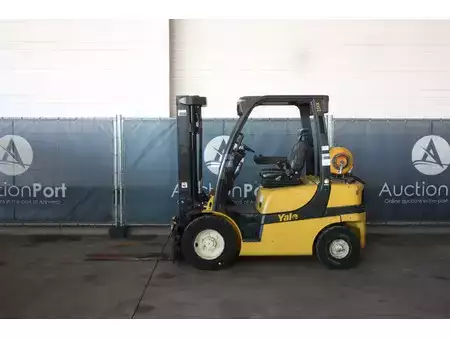 Carretilla elevadora GLP 2017  Yale GLP25VX (2)