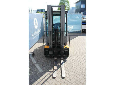 Elektro 4 Rad 2017  Jungheinrich EFG 320 (7)