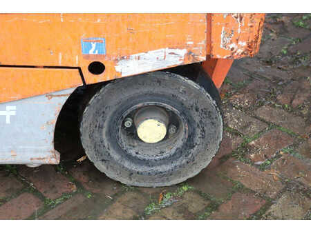 Carrelli elettrici 4 ruote 1998  Carer R30N (13)