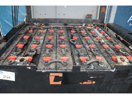 Carrelli elettrici 4 ruote 1998  Carer R30N (19)