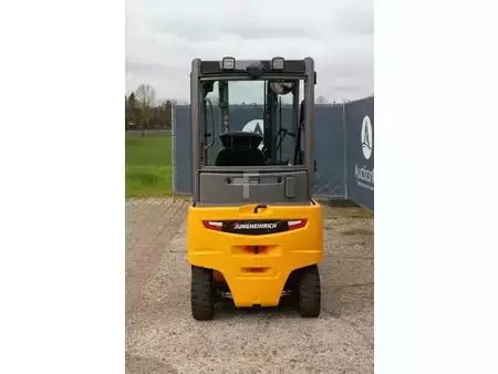 Elektro 4 Rad 2018  Jungheinrich EFG 316 (5)