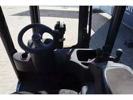 Elektrisk- 4 hjul 2020  Linde E16L-02 (20)