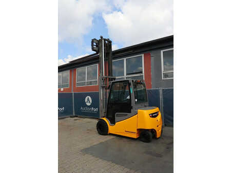 El Truck - 4-hjul 2020  Jungheinrich EFG 550 (31)