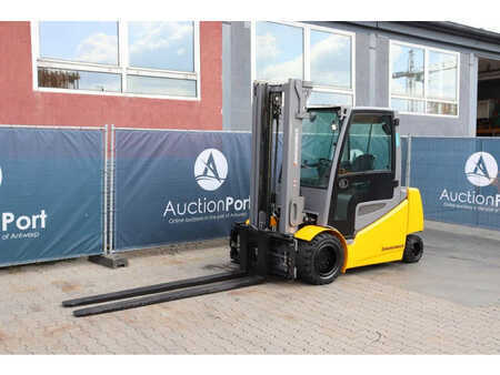 Carrelli elettrici 4 ruote 2020  Jungheinrich EFG 550 (8)