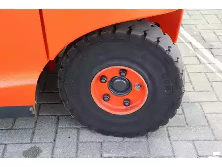 Chariots électriques à 4 roues 2022  Linde E50HL-01/600 (16)