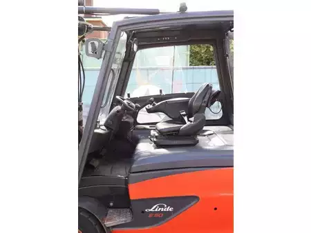 Chariots électriques à 4 roues 2022  Linde E50HL-01/600 (22)