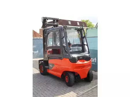 Chariots électriques à 4 roues 2022  Linde E50HL-01/600 (4)
