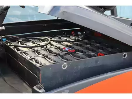 Chariots électriques à 4 roues 2022  Linde E50HL-01/600 (40)